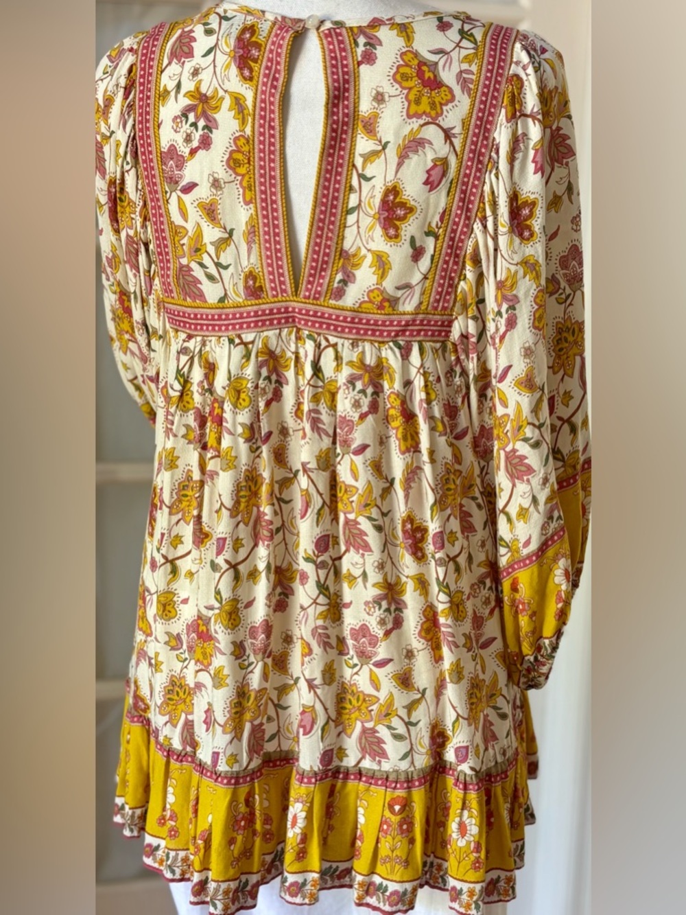 Rachel Zoe Boho Floral Peasant Blouse Tassel Tie Flowy Top S - Picture 4 of 9